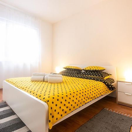 Apartment Noemi プーラ エクステリア 写真