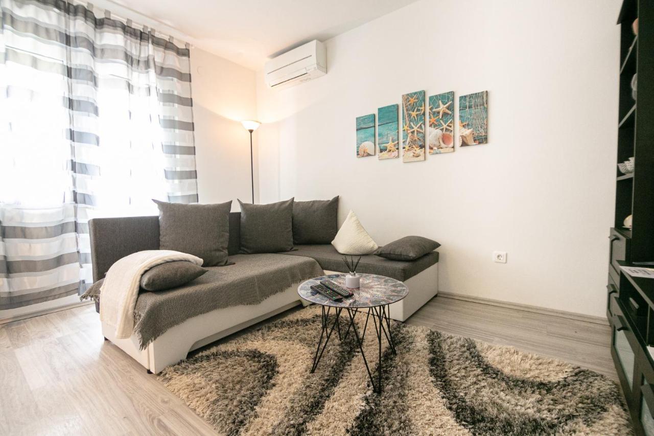 Apartment Noemi プーラ エクステリア 写真