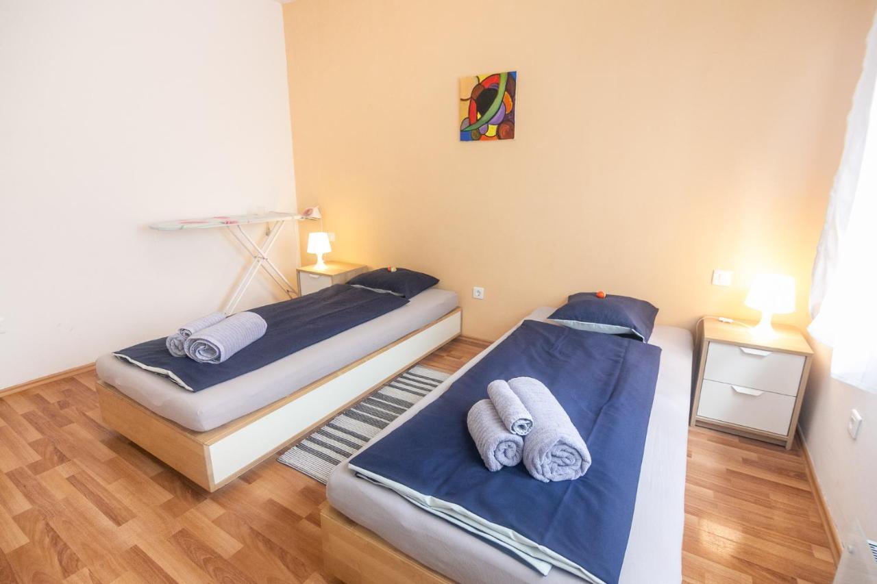 Apartment Noemi プーラ エクステリア 写真